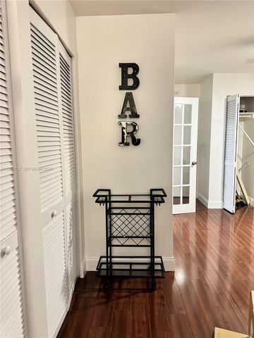 1615 Meridian Ave 203, Miami Beach, FL 33139