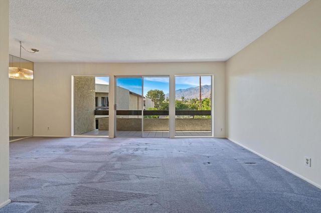 1552 S Camino Real 330, Palm Springs, CA 92264