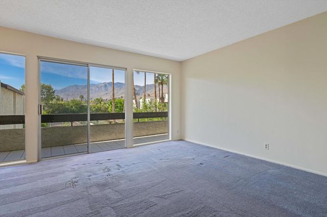 1552 S Camino Real 330, Palm Springs, CA 92264