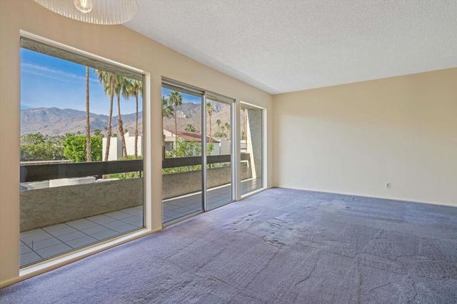 1552 S Camino Real 330, Palm Springs, CA 92264