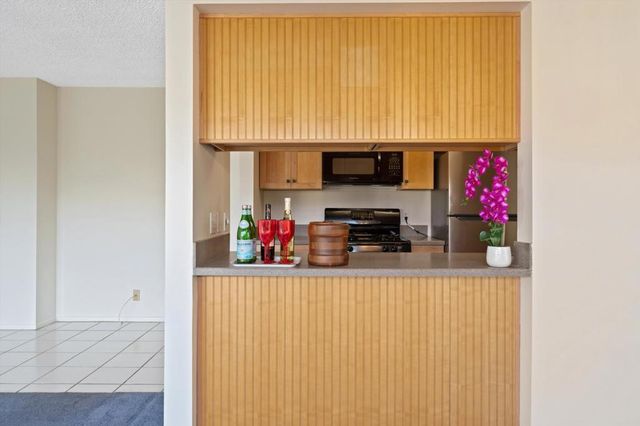 1552 S Camino Real 330, Palm Springs, CA 92264