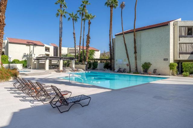 1552 S Camino Real 330, Palm Springs, CA 92264