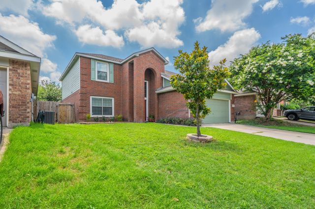9885 Willowick Avenue, Fort Worth, TX 76108