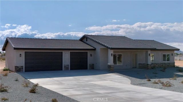 12734 Tate Court, Apple Valley, CA 92307