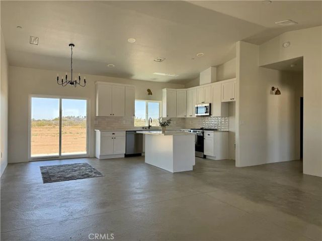 12734 Tate Court, Apple Valley, CA 92307