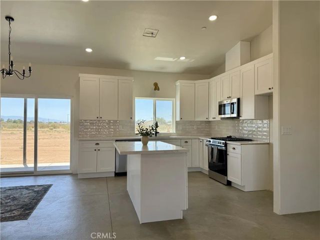 12734 Tate Court, Apple Valley, CA 92307