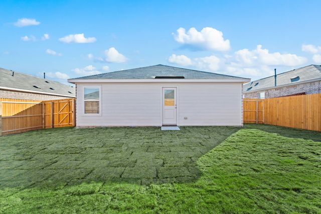 1340 Blazin Bronco Trail, Fort Worth, TX 76052