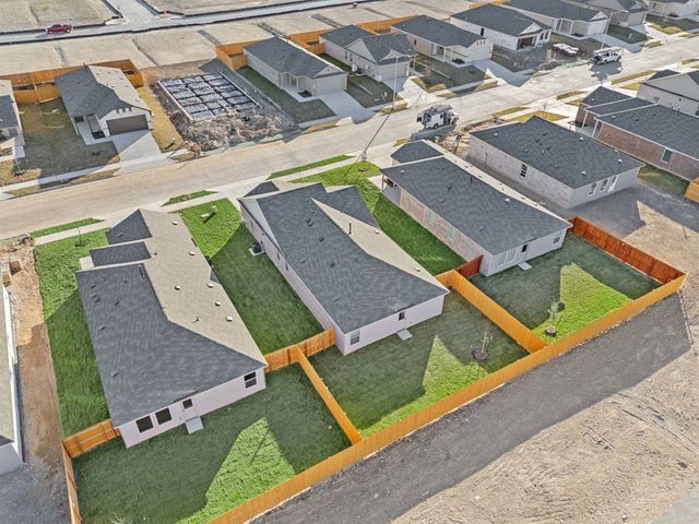 1340 Blazin Bronco Trail, Fort Worth, TX 76052