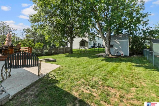 4633 Hallcliffe Road, Lincoln, NE 68516