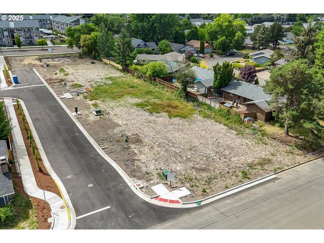 235 Se Jensen Ave, Corvallis, OR 97333
