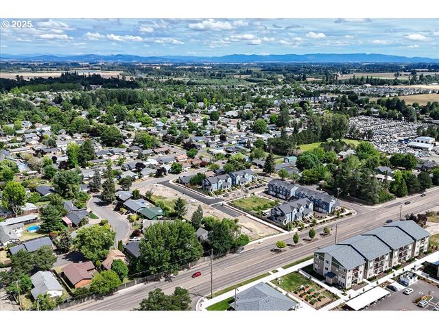 235 Se Jensen Ave, Corvallis, OR 97333