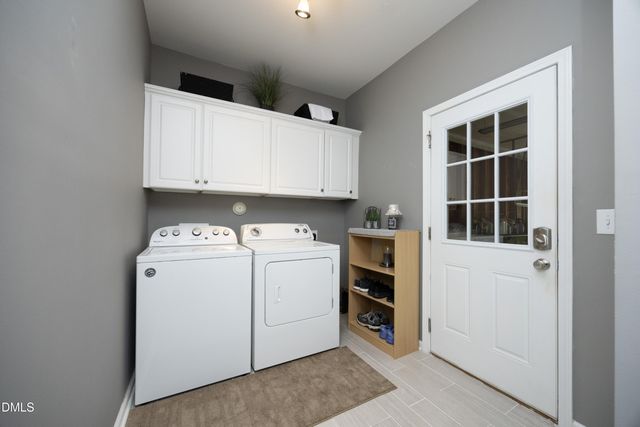 417 Field Glow Lane, Apex, NC 27539