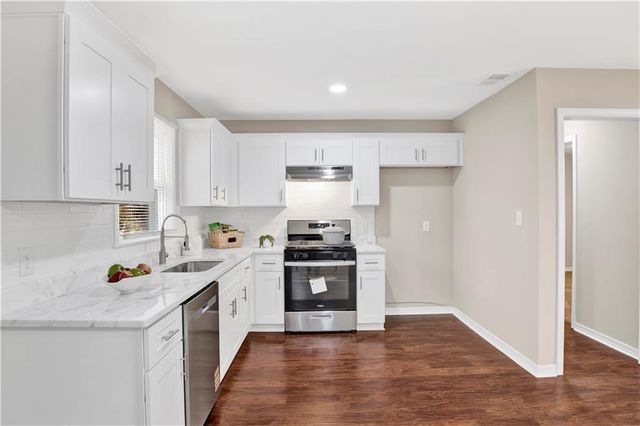 113 Hilltop E Drive, Mobile, AL 36608