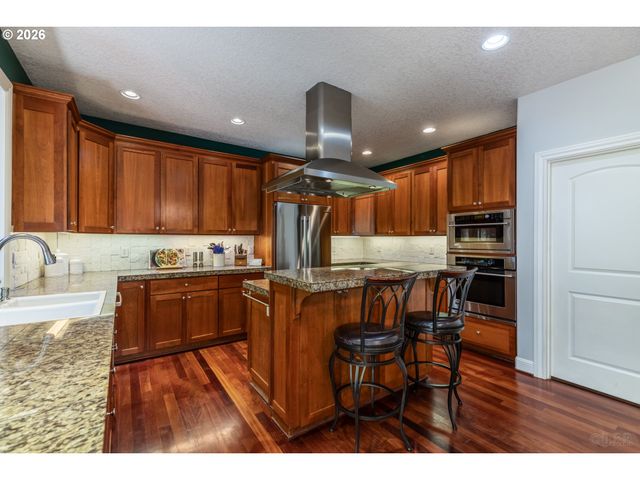 34143 EDNA Ln, Warren, OR 97053