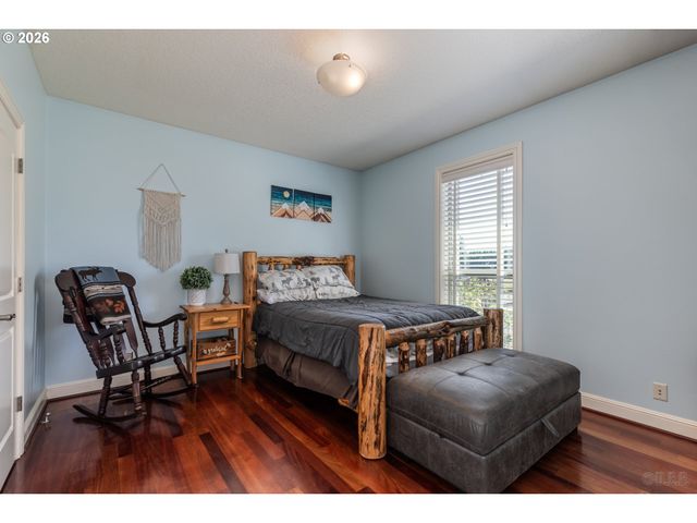 34143 EDNA Ln, Warren, OR 97053