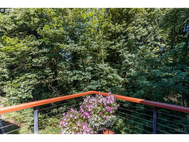 34143 EDNA Ln, Warren, OR 97053