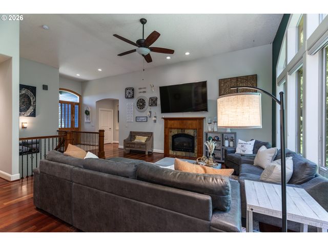 34143 EDNA Ln, Warren, OR 97053