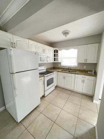 5806 Channel Drive, Greenacres, FL 33463