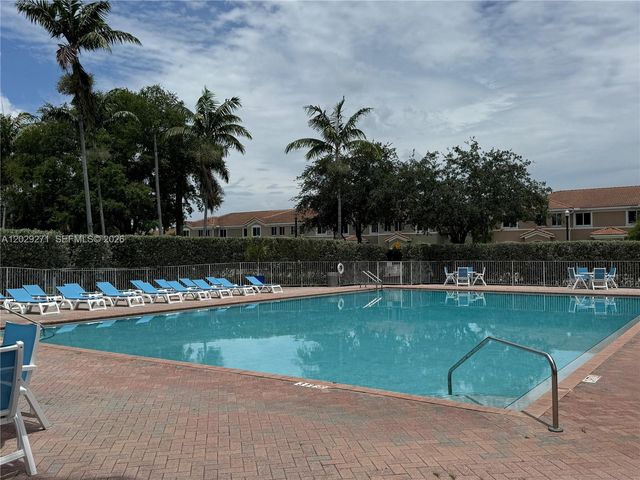 1048 SE 23rd Ter, Homestead, FL 33035