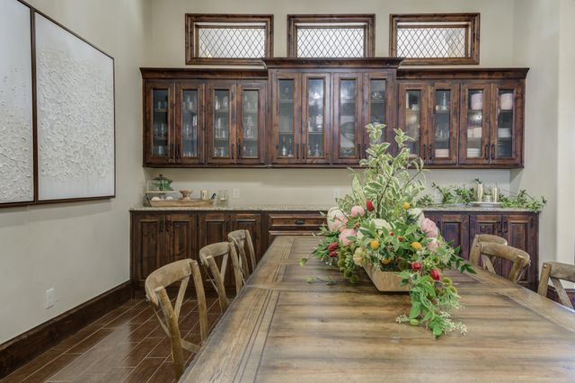 8009 F M 2641, Shallowater, TX 79363