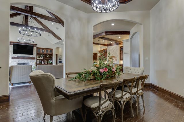 8009 F M 2641, Shallowater, TX 79363