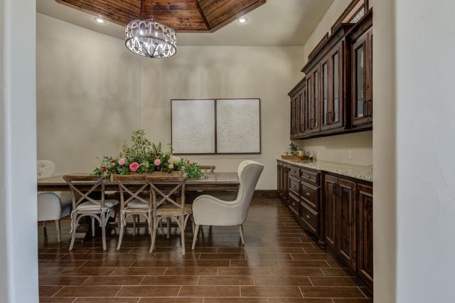 8009 F M 2641, Shallowater, TX 79363