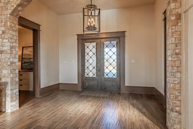 8009 F M 2641, Shallowater, TX 79363