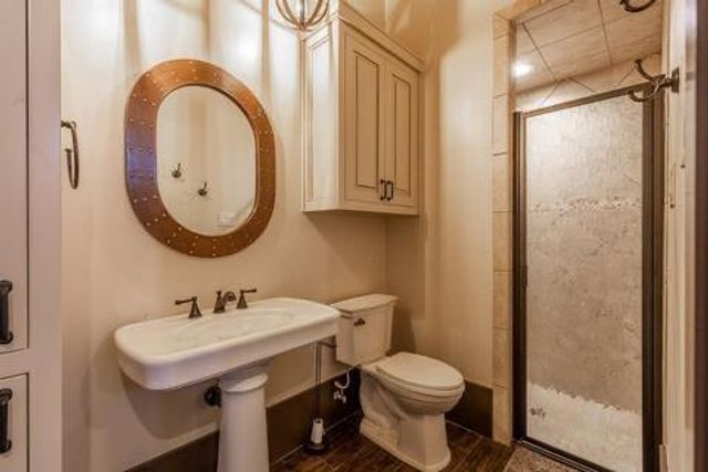 8009 F M 2641, Shallowater, TX 79363