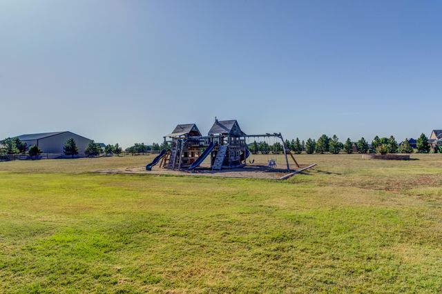 8009 F M 2641, Shallowater, TX 79363