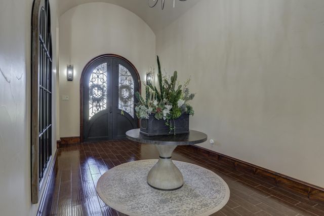 8009 F M 2641, Shallowater, TX 79363