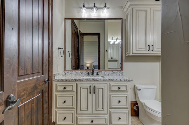 8009 F M 2641, Shallowater, TX 79363