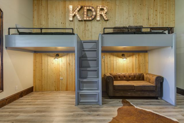 8009 F M 2641, Shallowater, TX 79363