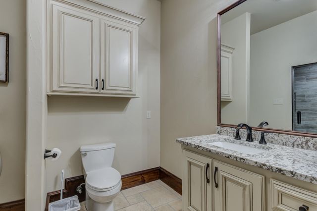 8009 F M 2641, Shallowater, TX 79363