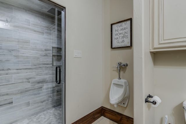 8009 F M 2641, Shallowater, TX 79363