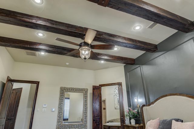 8009 F M 2641, Shallowater, TX 79363