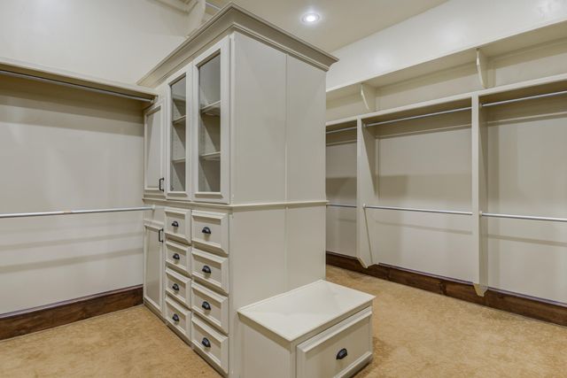 8009 F M 2641, Shallowater, TX 79363