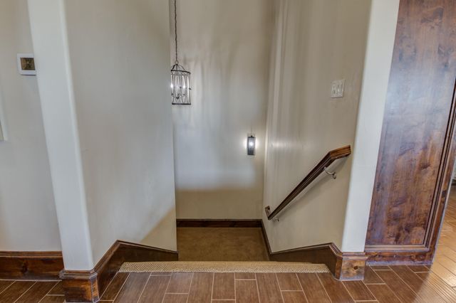 8009 F M 2641, Shallowater, TX 79363