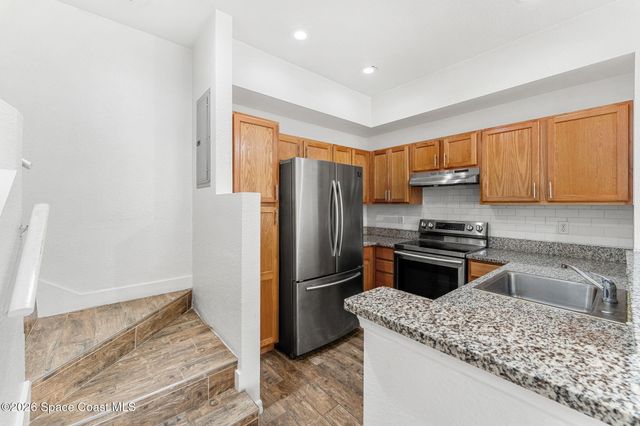 110 Turpial Way 102, Melbourne, FL 32901