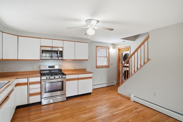 24 Bowers Ave, Tyngsborough, MA 01879