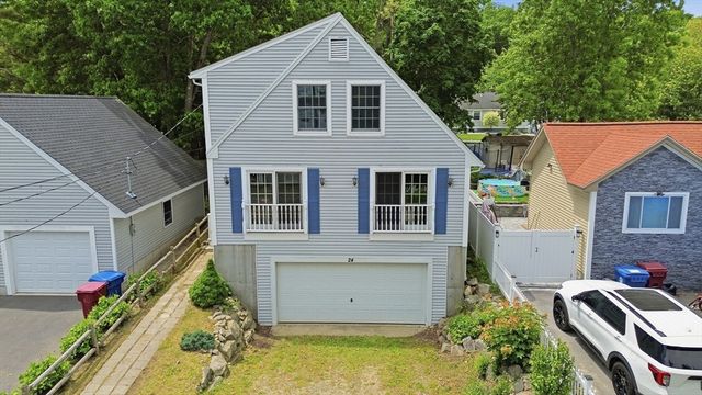 24 Bowers Ave, Tyngsborough, MA 01879