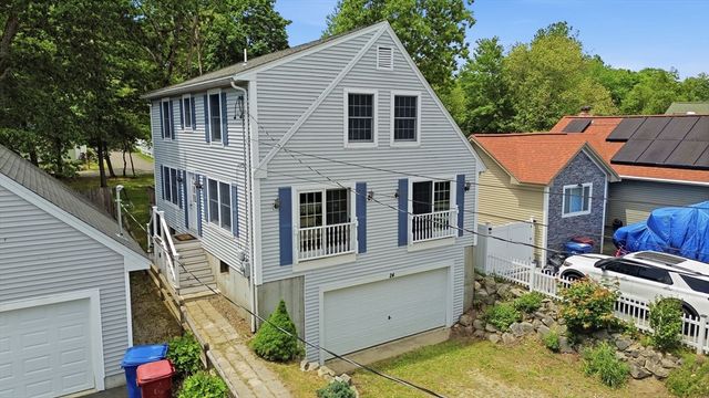 24 Bowers Ave, Tyngsborough, MA 01879