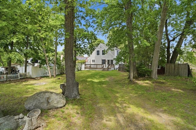 24 Bowers Ave, Tyngsborough, MA 01879