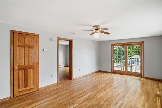 24 Bowers Ave, Tyngsborough, MA 01879