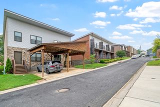80 Promontory Ln, Clarksville, TN 37040