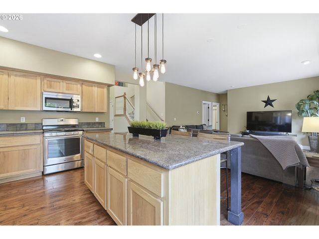 17318 Sw GALEWOOD Dr, Sherwood, OR 97140