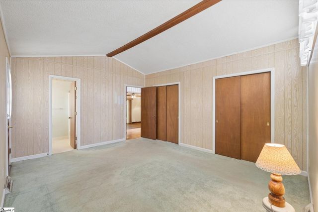 105 Derby Lane, Clinton, SC 29325