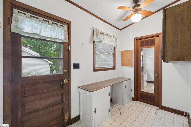 105 Derby Lane, Clinton, SC 29325