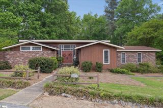 105 Derby Lane, Clinton, SC 29325