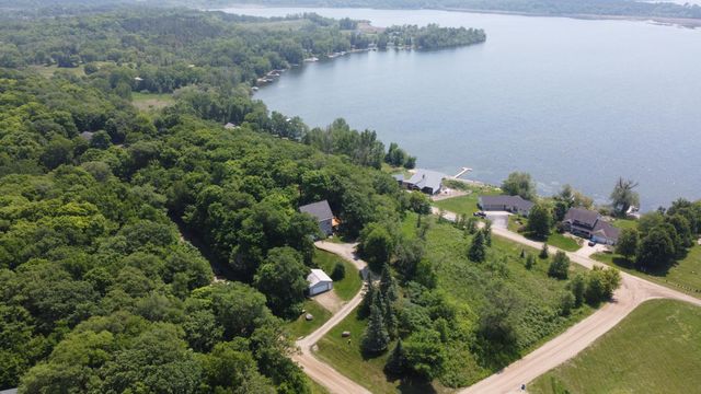 32813 Whispering Springs Loop, Erhard, MN 56534