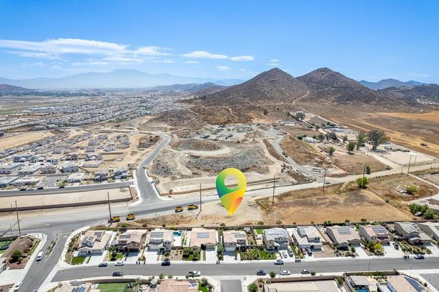 29852 Windmill Farms Rd, Winchester, CA 92596